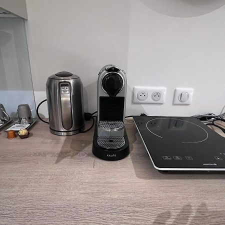Studio Chic Avec Salon Et Terrasse Privee Apartment Tourcoing Ngoại thất bức ảnh