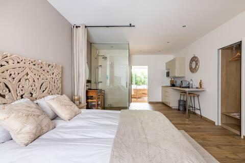 Studio Chic Avec Salon Et Terrasse Privee Apartment Tourcoing Ngoại thất bức ảnh