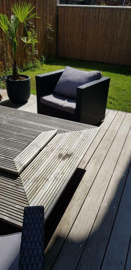 Studio Chic Avec Salon Et Terrasse Privee Apartment Tourcoing Ngoại thất bức ảnh